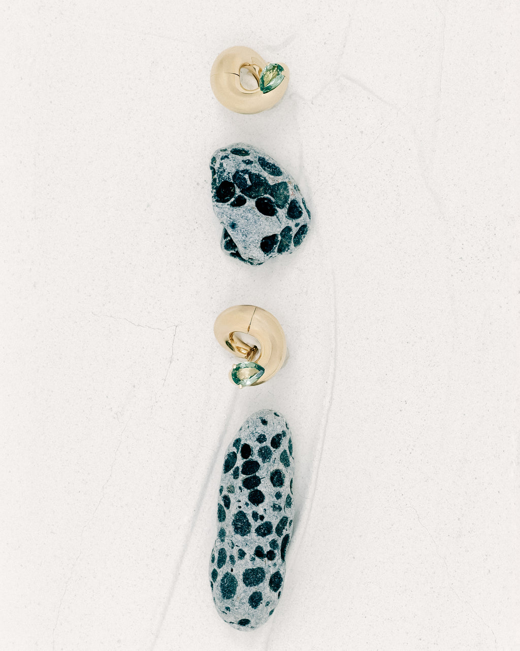 Eidos hoops Earrings